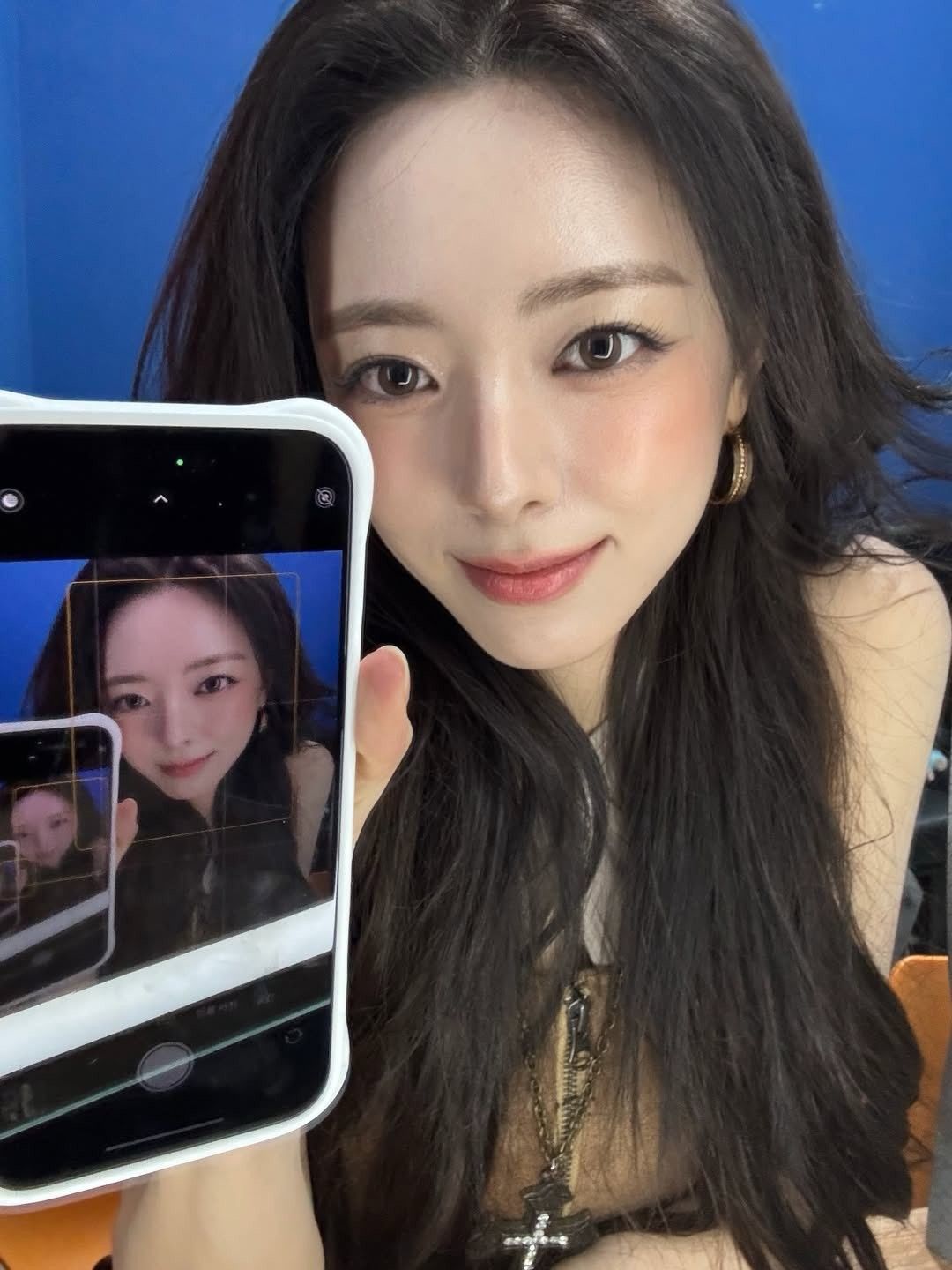 Momen yang diabadikan oleh penggemar Yuna (ITZY)