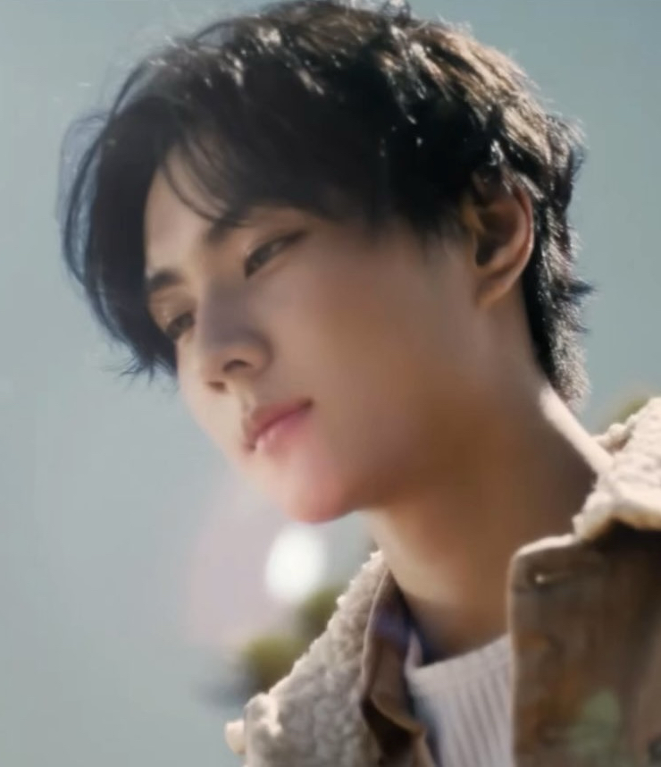 A moment captured by Jungwon (ENHYPEN)'s fan