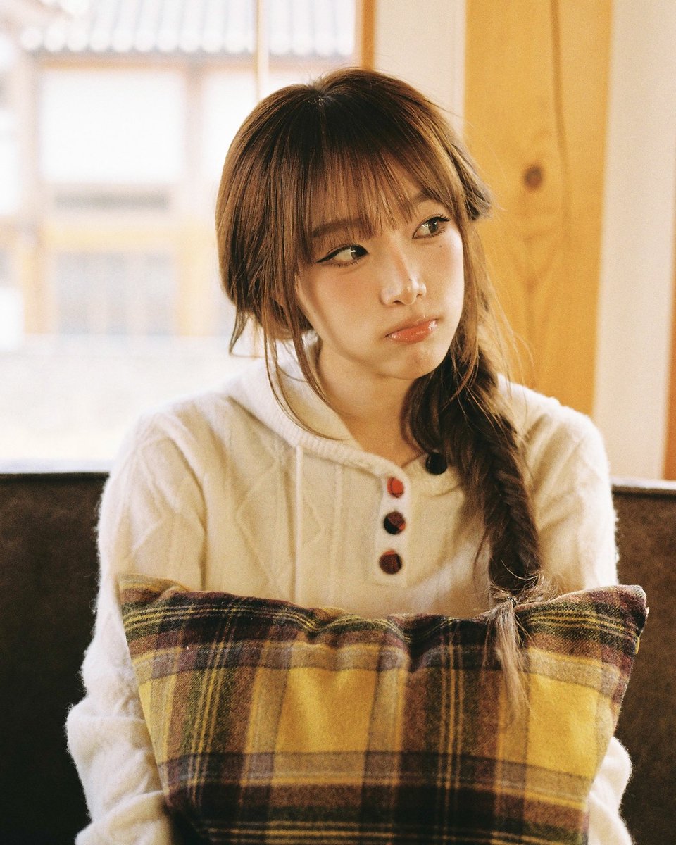 Latest photo of Choi Yena