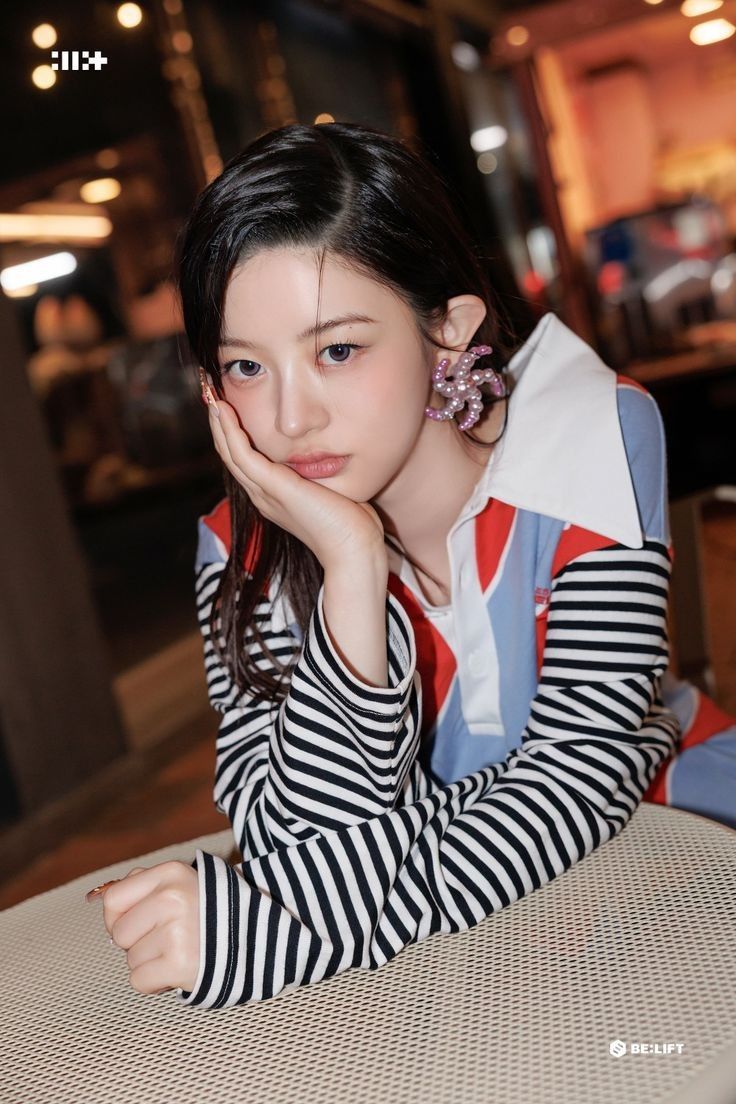 Recent activity shot of Minju (ILLIT)