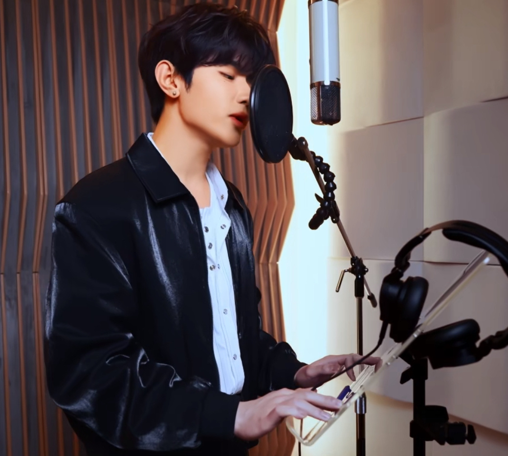 Latest photo of Zhang Hao (ZEROBASEONE)