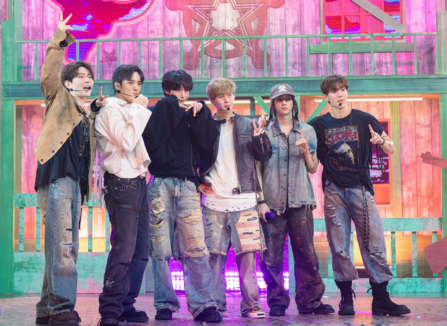 亨元 (MONSTA X)的最新活动照片