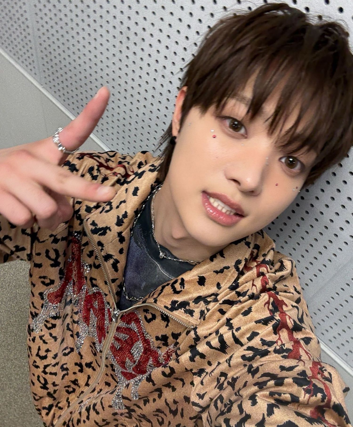 EJ (&TEAM)的幕后花絮
