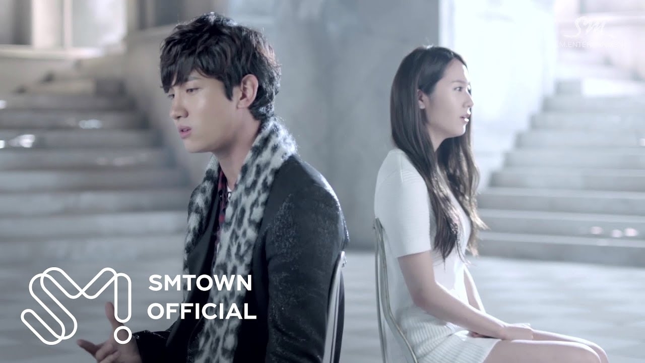 Behind-the-scenes cut of Max (TVXQ)
