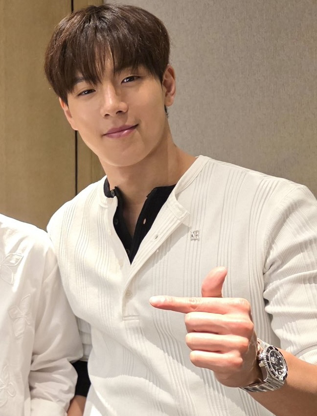 셔누 (몬스타엑스) 최근 활동샷