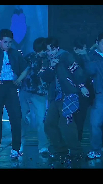 防弹少年团的最新活动照片