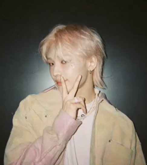 Potret di balik layar Junhyeok (TNX)