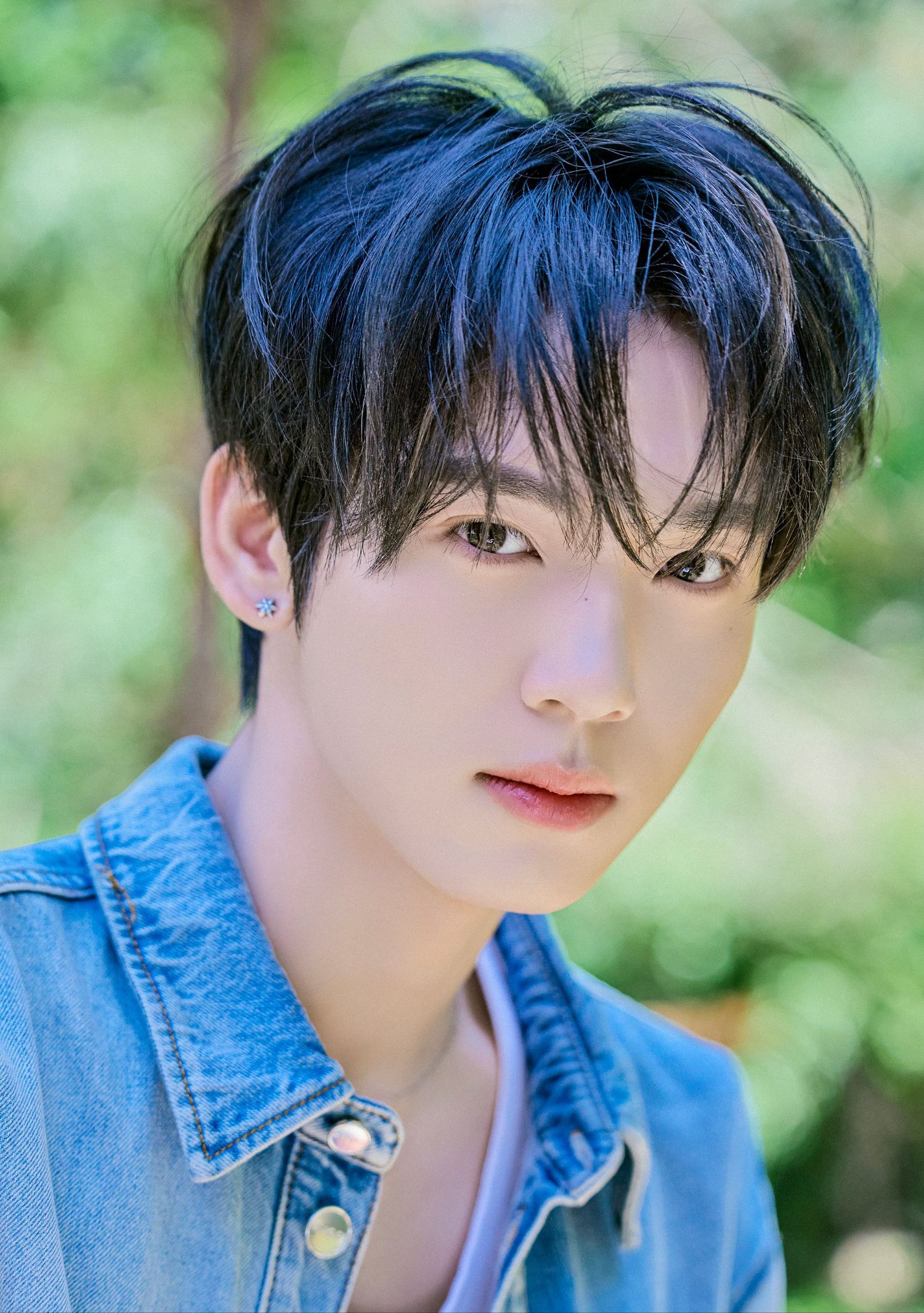 A moment captured by ZEROBASEONE's fan