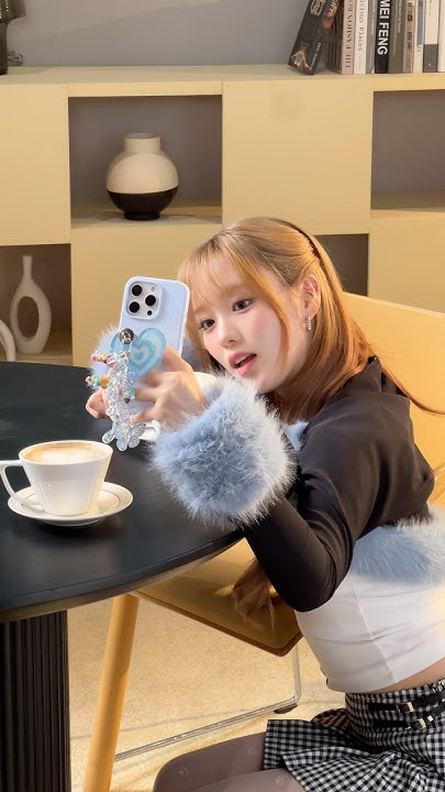 Recent activity shot of Rio (NiziU)