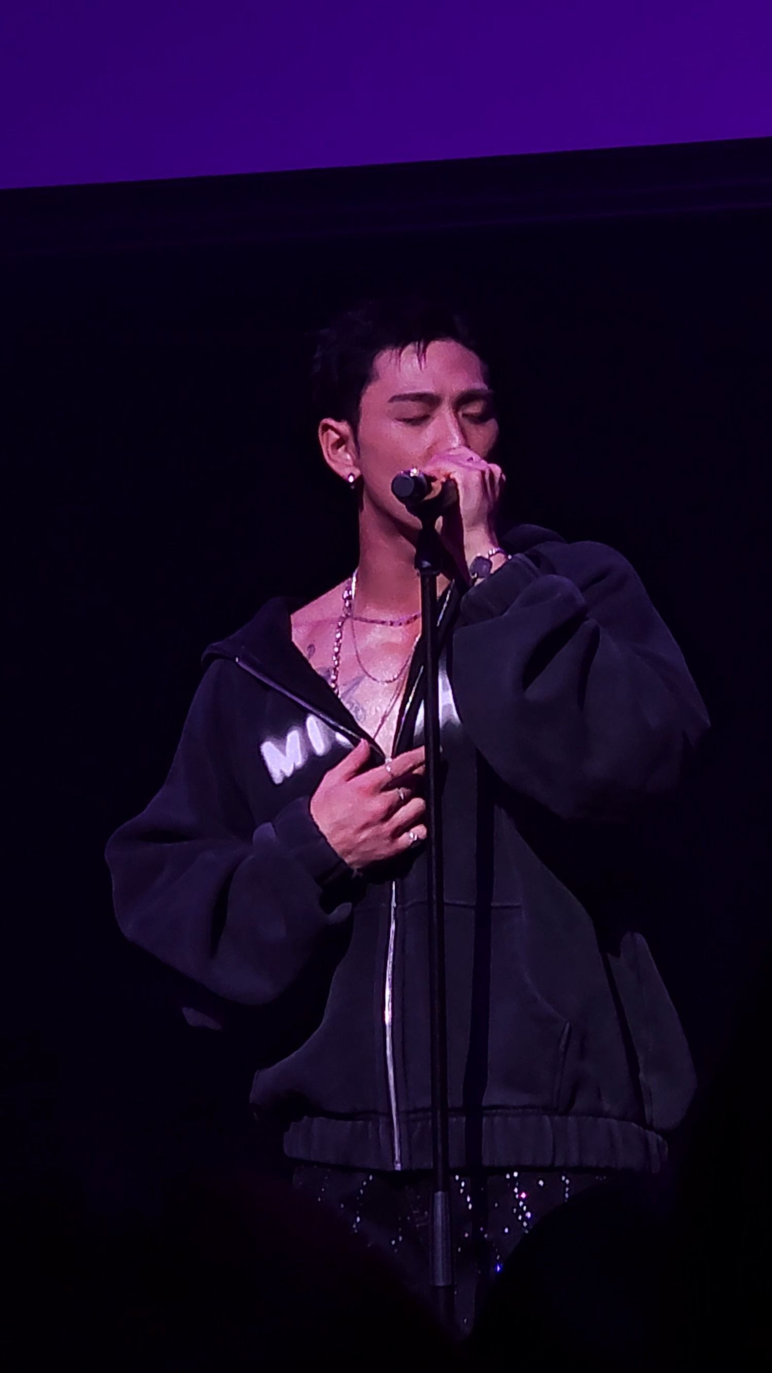 Fan-made special wallpaper for Baekho