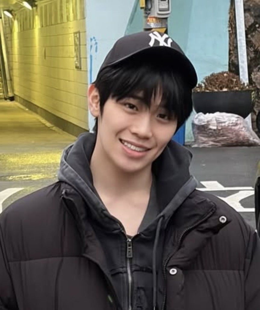 金泰來 (ZEROBASEONE)的最新照片