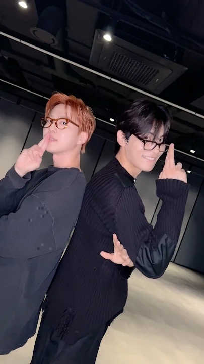 The most beloved wallpaper among Suho (EXO)'s fans