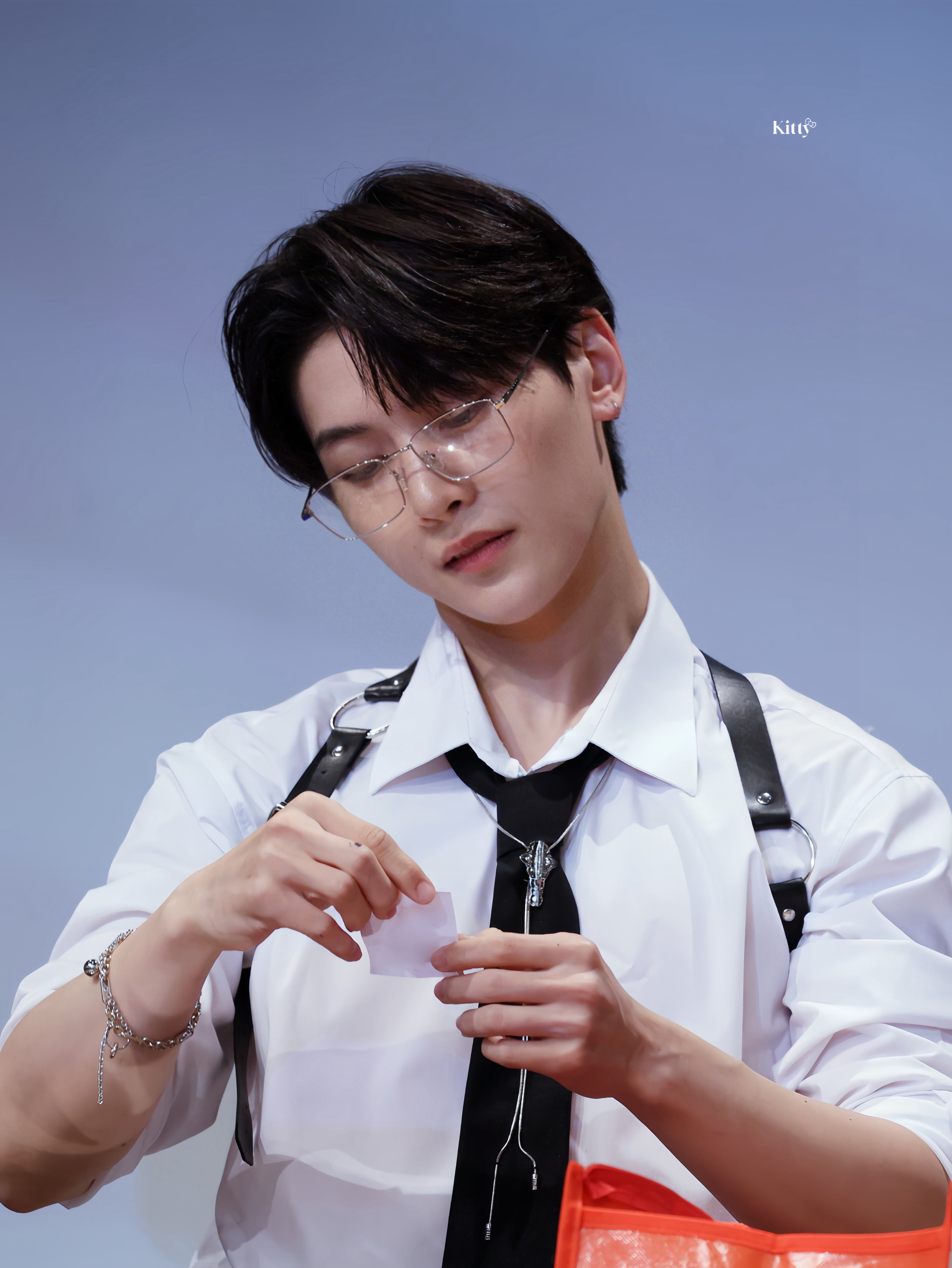 Recent activity shot of Seok Matthew (ZEROBASEONE)