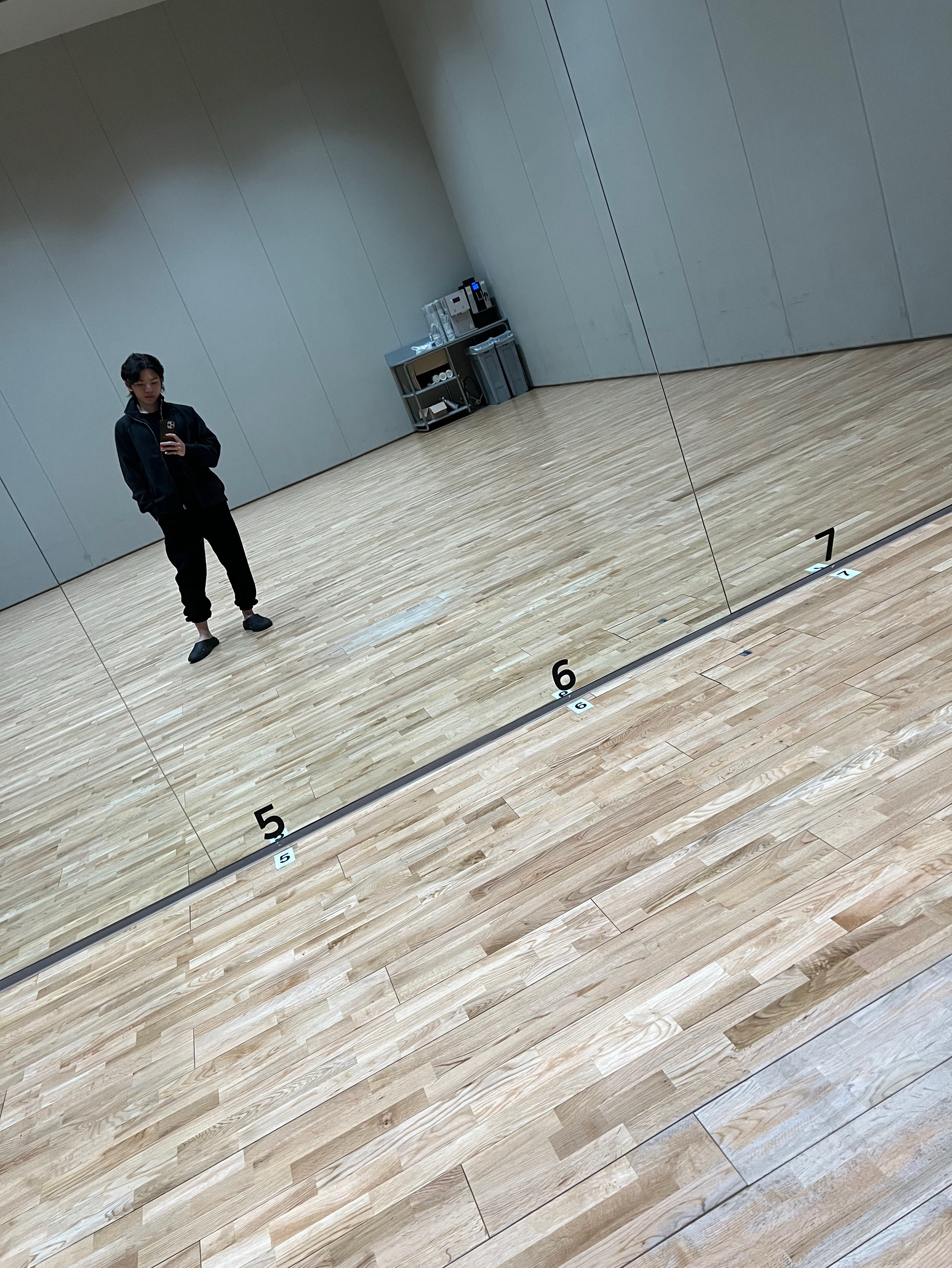 Latest photo of Woozi (SEVENTEEN)