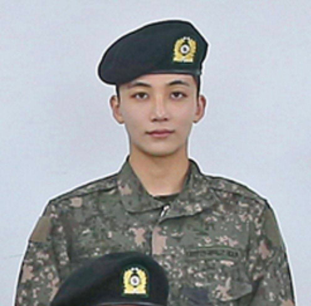 Behind-the-scenes cut of Jeonghan (SEVENTEEN)