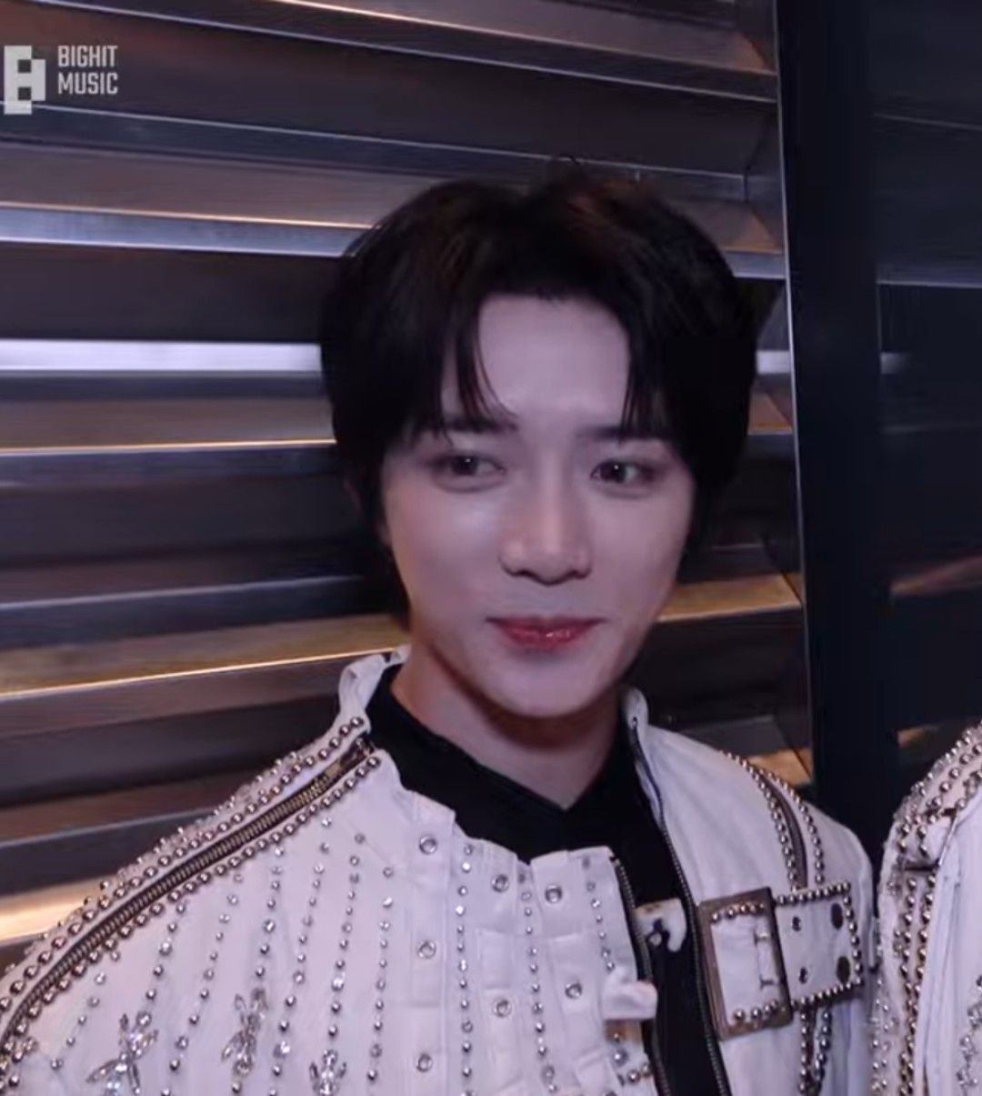 A moment captured by Beomgyu (TOMORROW X TOGETHER)'s fan
