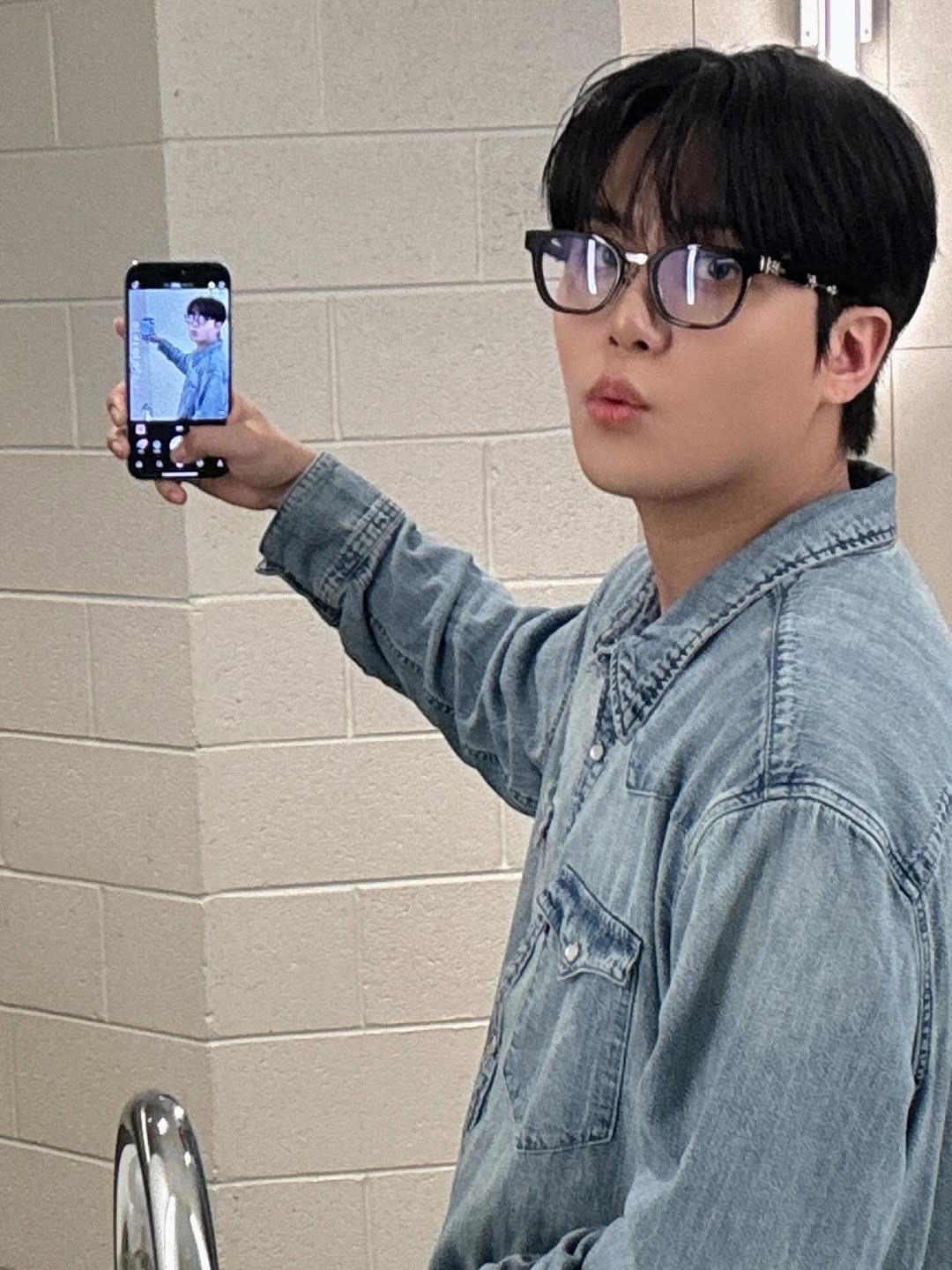 A moment captured by Jongho (ATEEZ)'s fan