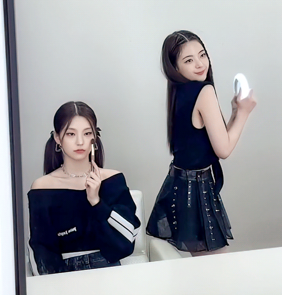 Latest photo of ITZY