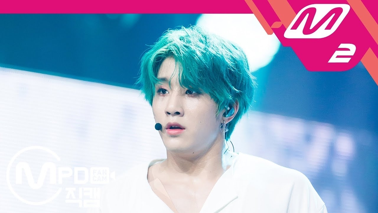 Behind-the-scenes cut of Jinjin (ASTRO)