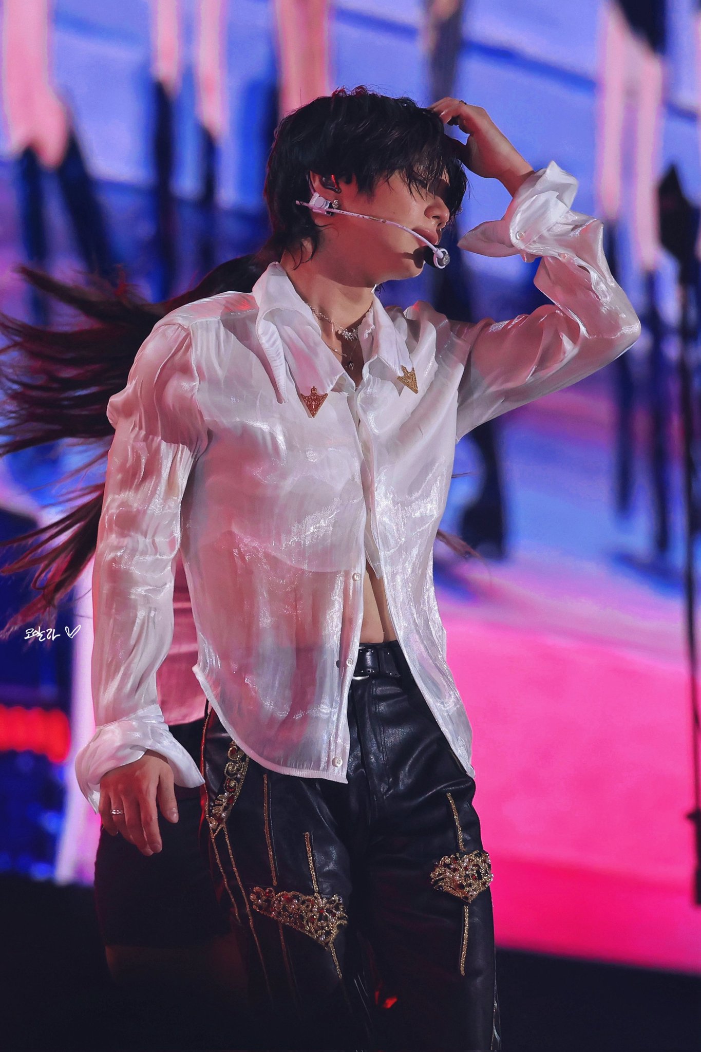 Behind-the-scenes cut of Taemin (SHINee)