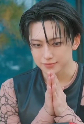 Recent activity shot of Fuma (&TEAM)