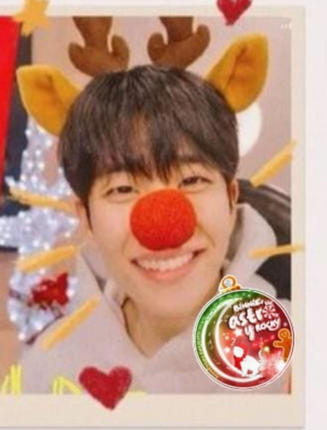 A moment captured by MJ (ASTRO)'s fan