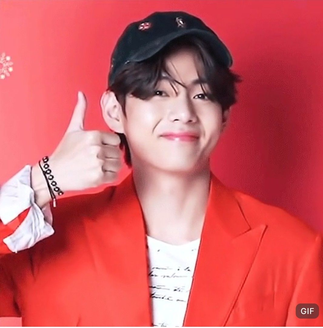 뷔 (방탄소년단) 최근 활동샷