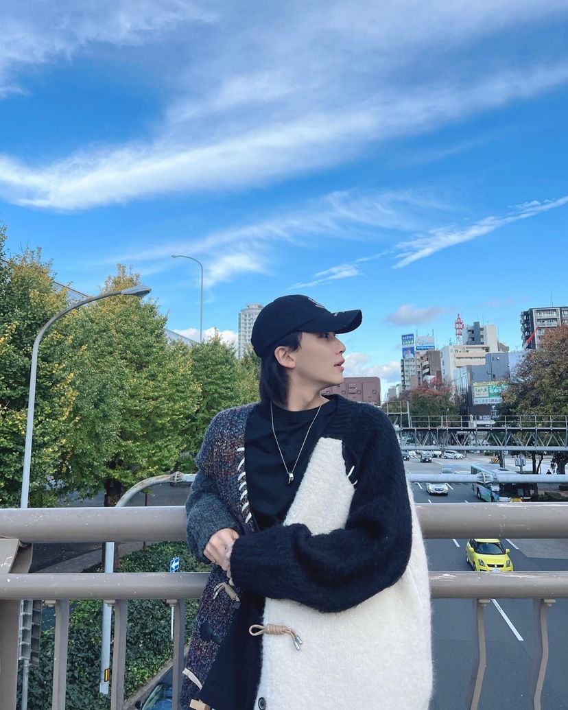 Recent activity shot of Jeonghan (SEVENTEEN)