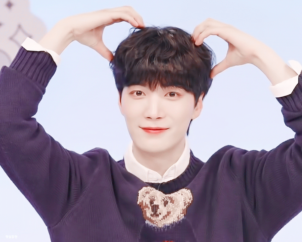 Behind-the-scenes cut of Kim Jonghyeon