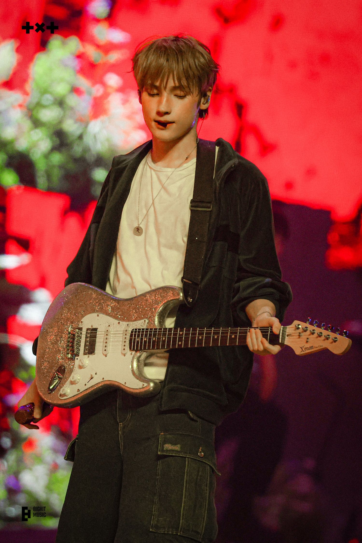 A moment captured by HueningKai (TOMORROW X TOGETHER)'s fan