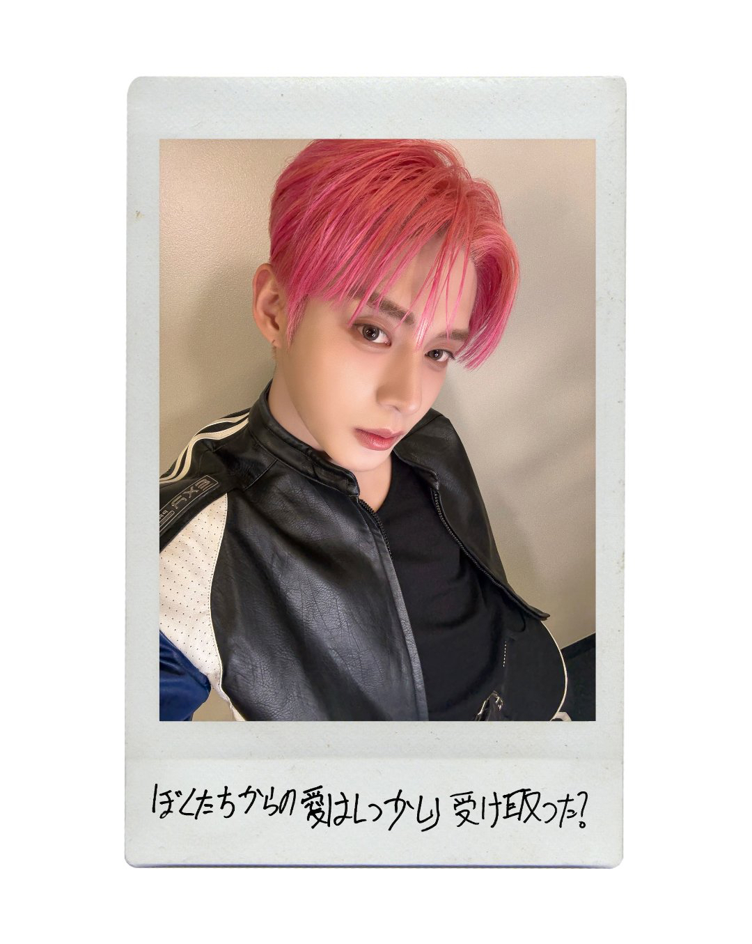 Behind-the-scenes cut of Kim Jiwoong (ZEROBASEONE)