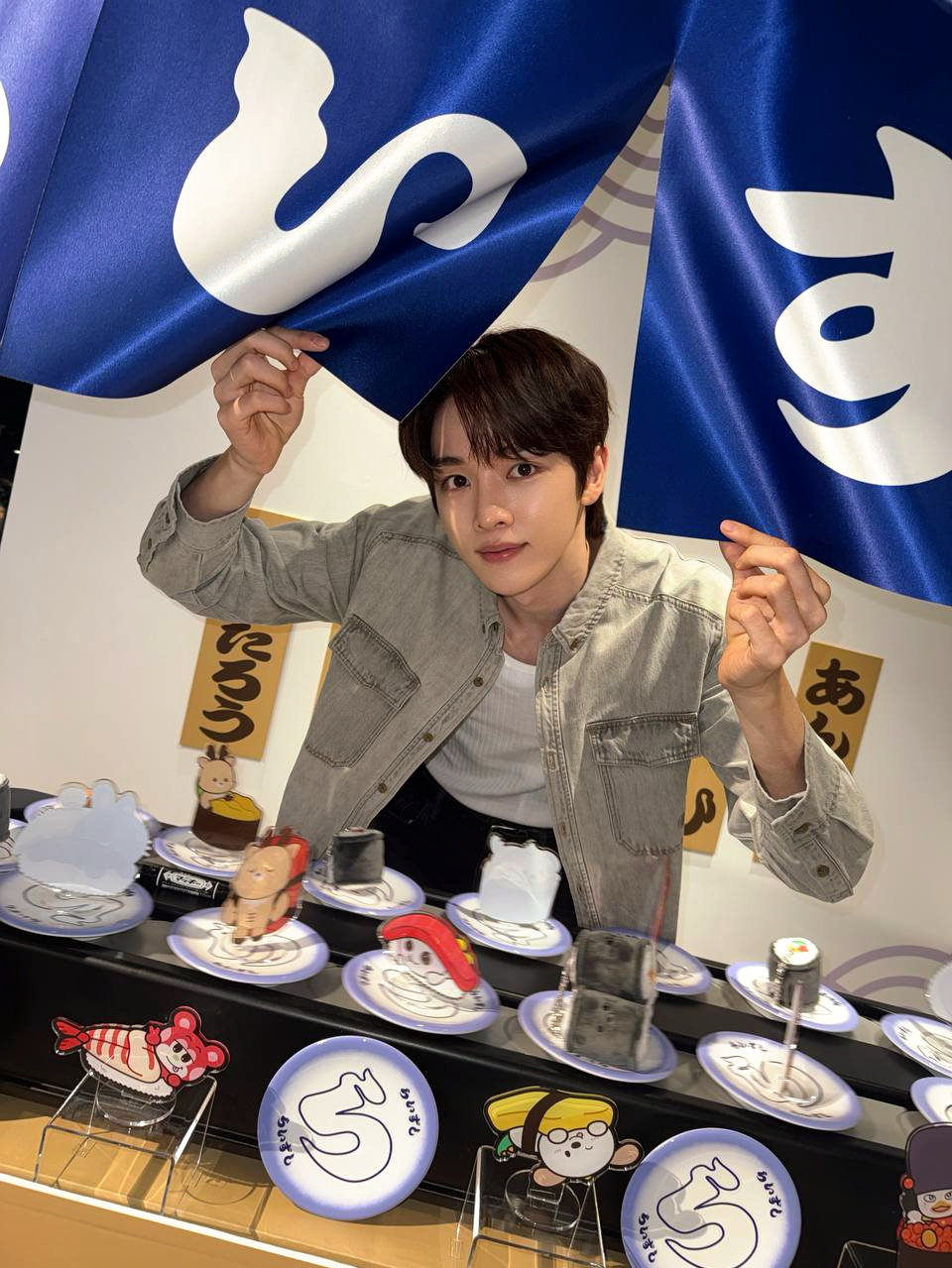 Latest photo of Sungchan (RIIZE)