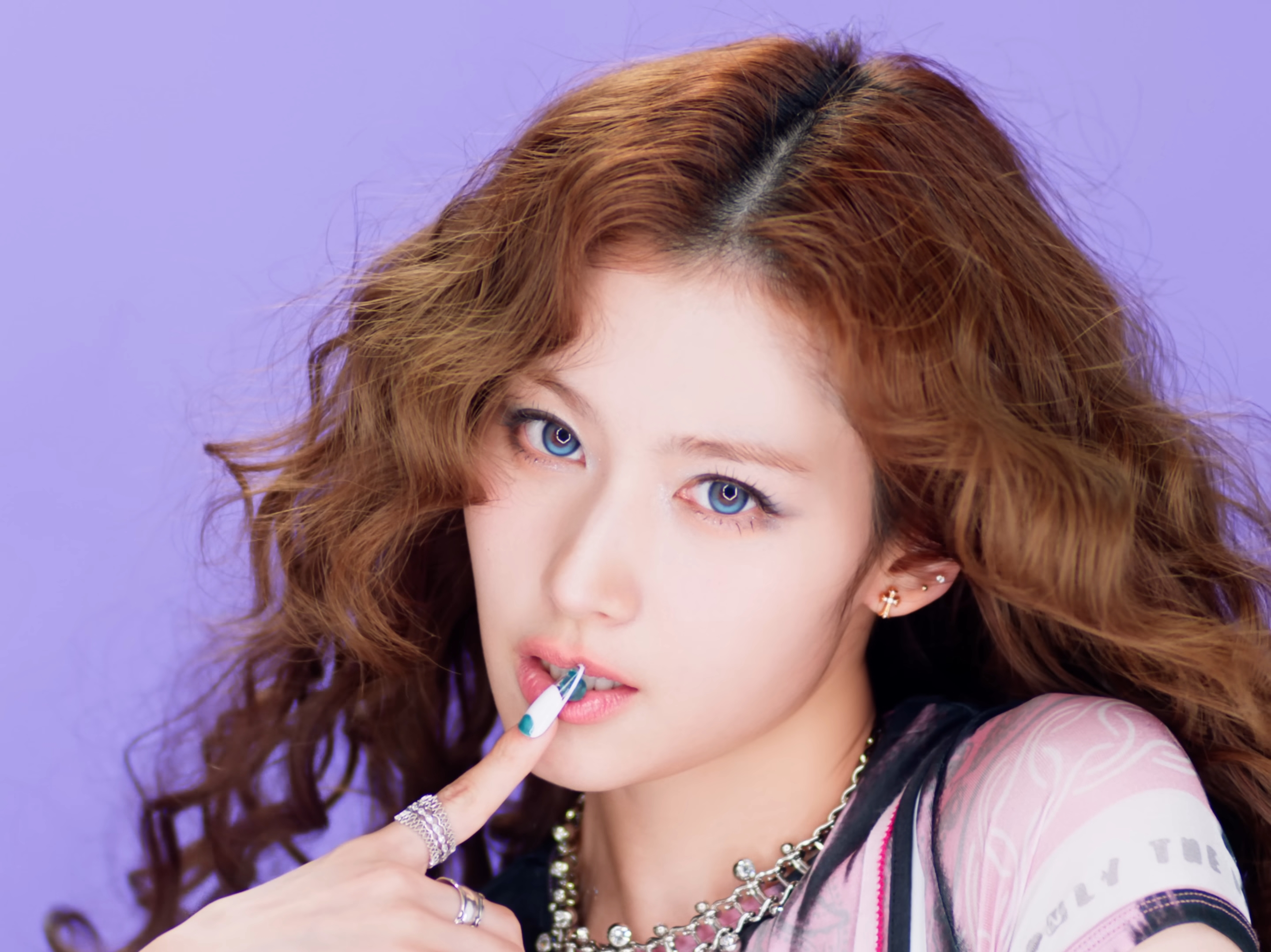 A moment captured by Sana (TWICE)'s fan