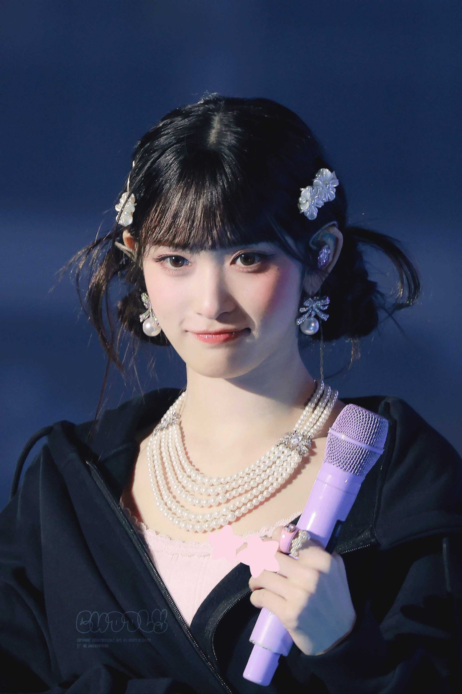 Behind-the-scenes cut of Leeseo (IVE)