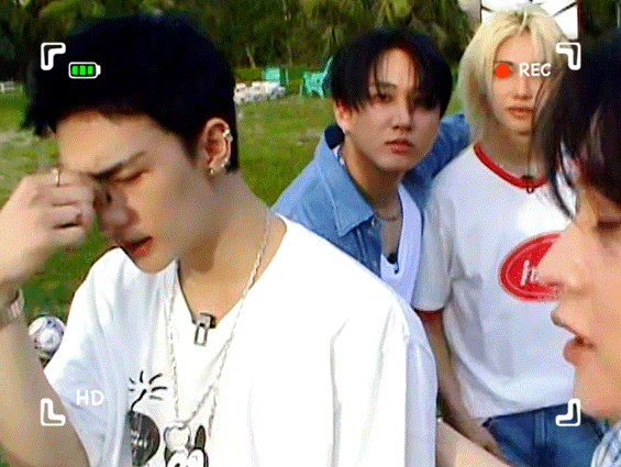 Momen yang diabadikan oleh penggemar Hyunjin (Stray Kids)