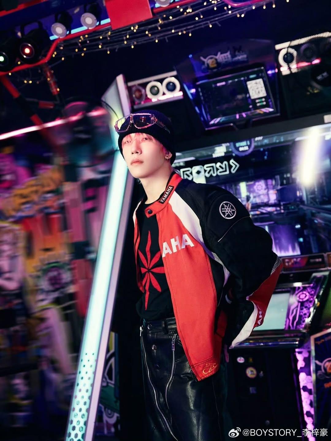 A moment captured by Zihao (BOY STORY)'s fan