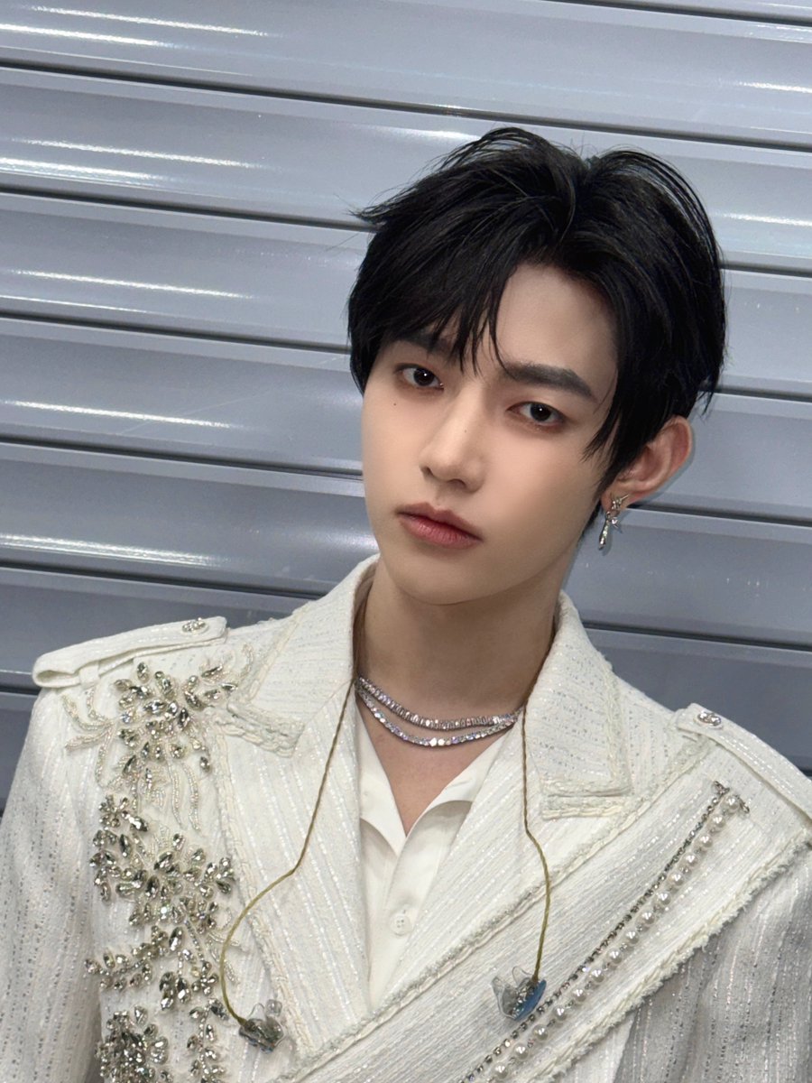 A moment captured by ZEROBASEONE's fan