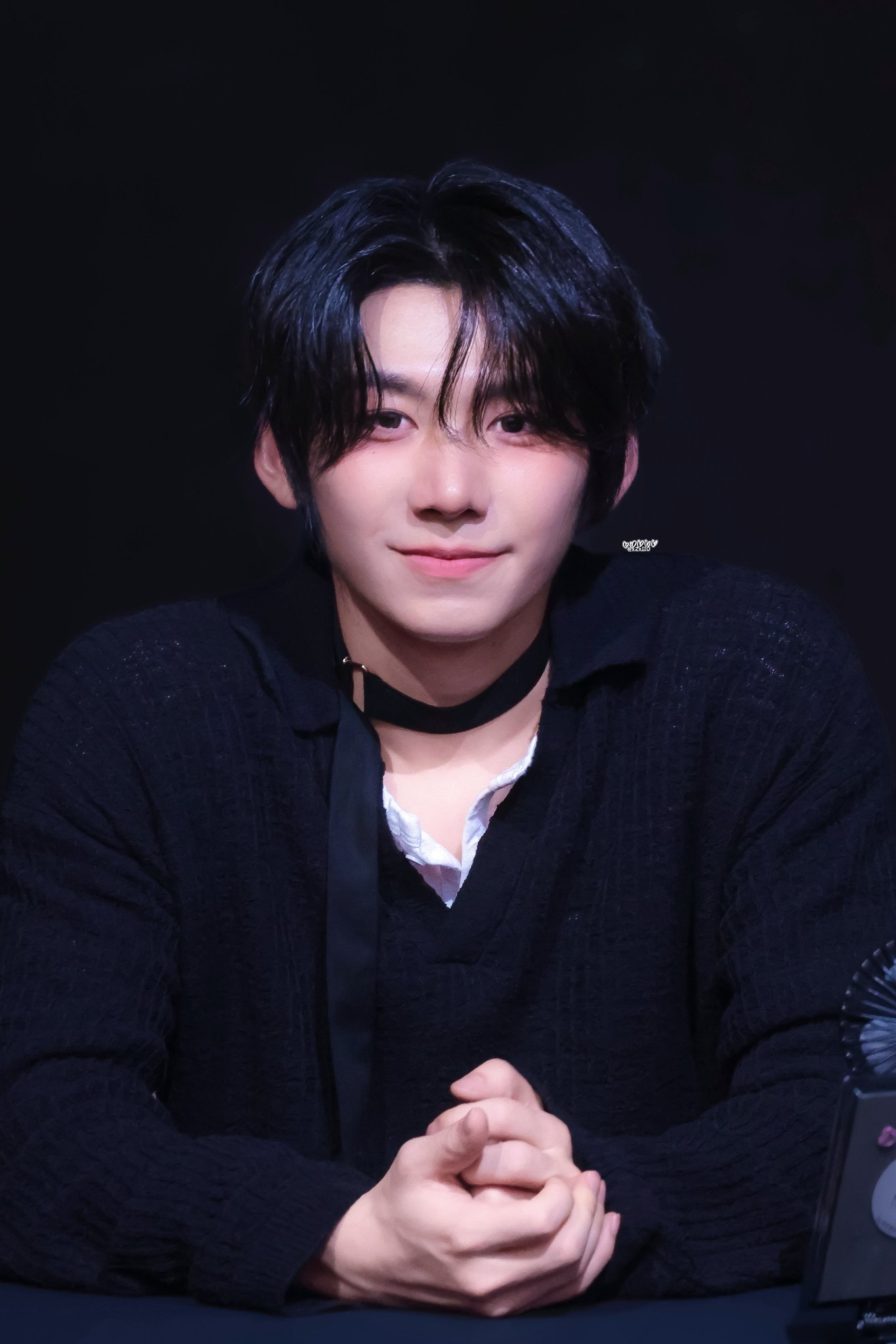 Behind-the-scenes cut of Park Han (AHOF)