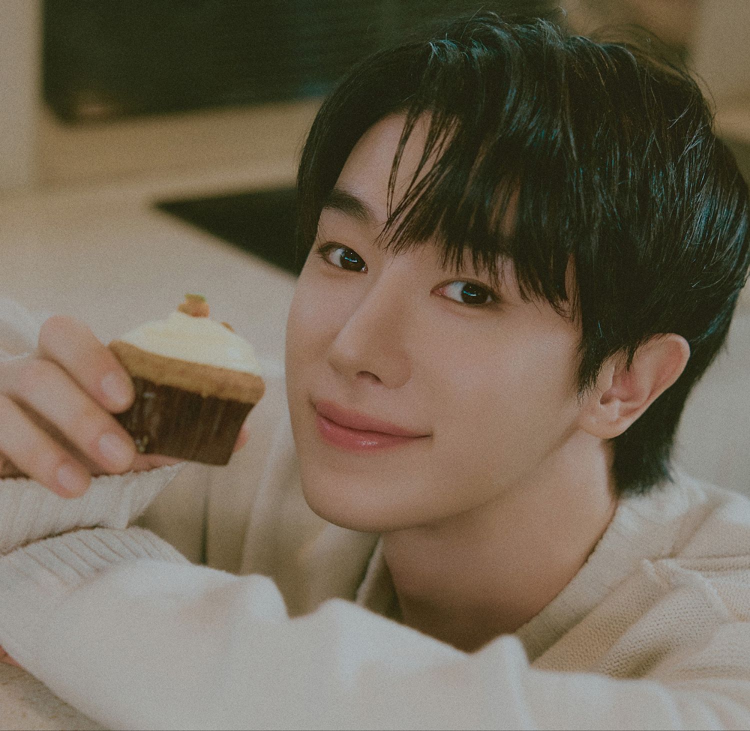 A moment captured by Wonho's fan