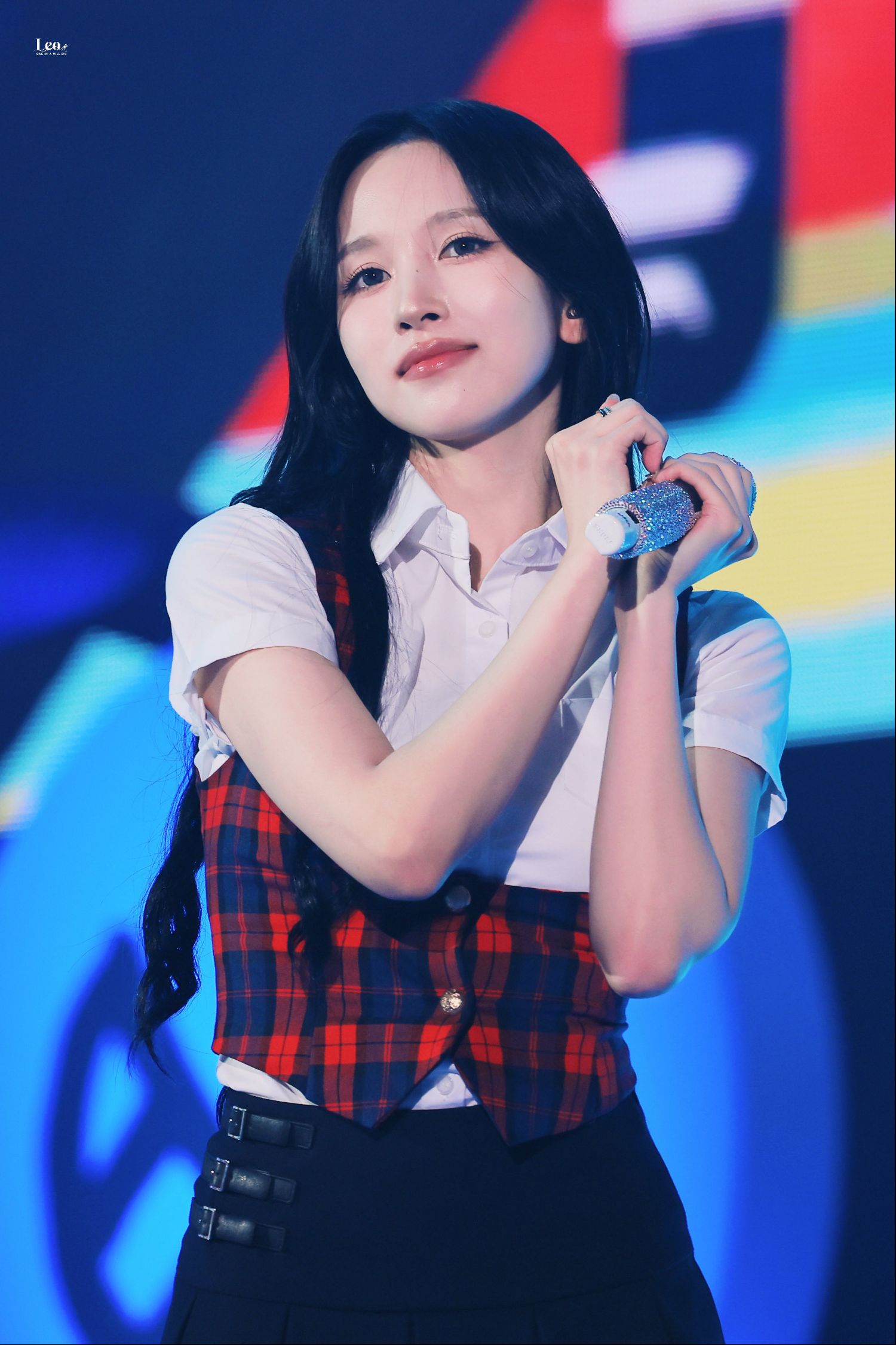 Foto terbaru Mina (TWICE)
