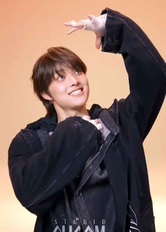 의주 (앤팀)의 비하인드 컷