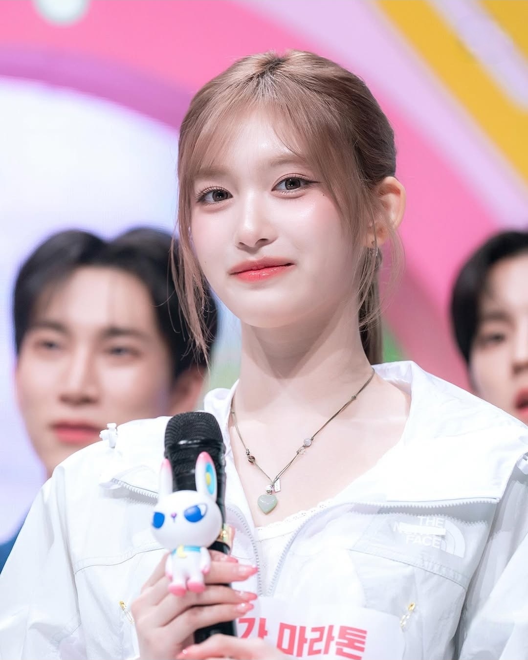 A moment captured by Leeseo (IVE)'s fan
