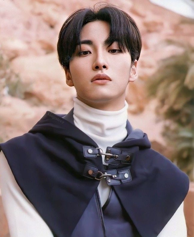 Latest photo of Seonghwa (ATEEZ)