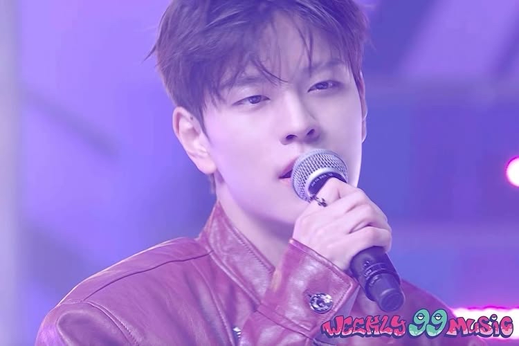 Latest photo of Seungmin (Stray Kids)