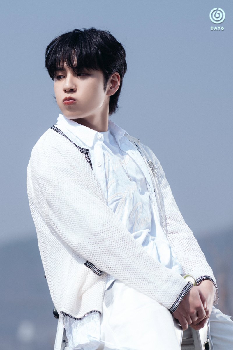 Behind-the-scenes cut of DAY6