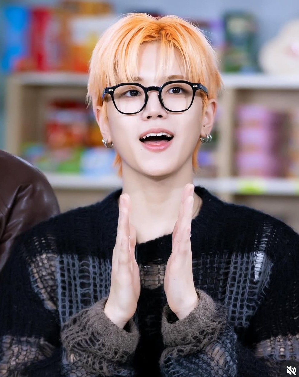 리우 (BOYNEXTDOOR)의 비하인드 컷