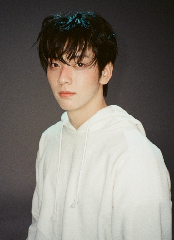 A moment captured by Soobin (TOMORROW X TOGETHER)'s fan