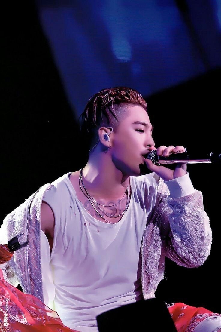 Latest photo of Taeyang (BIGBANG)