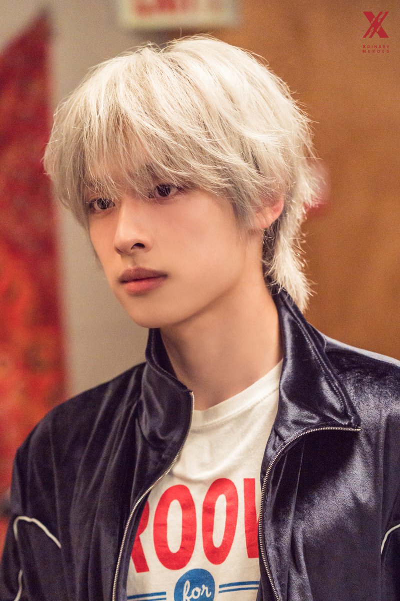 Behind-the-scenes cut of Xdinary Heroes