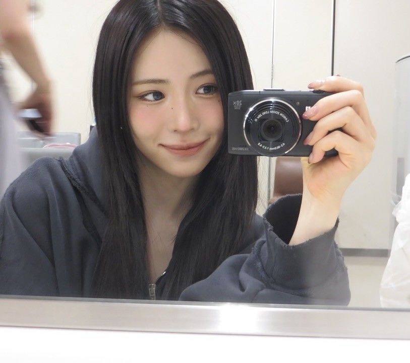 A moment captured by Maya (NiziU)'s fan